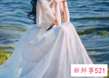 十二星座专属露肩裙