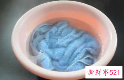 毛巾用什么洗好
