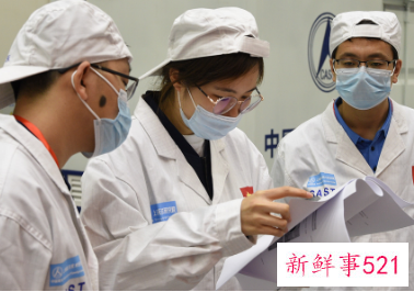 天舟四号货运飞船发射，具备为核心舱供电等功能