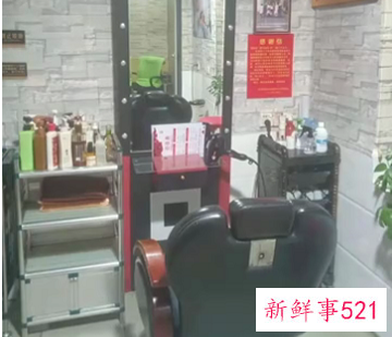 袁隆平理发18年的店铺已关门半年