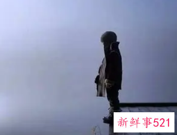 梦见有人喊自己名字是什么意思