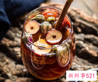 红枣金银花可以泡水喝吗