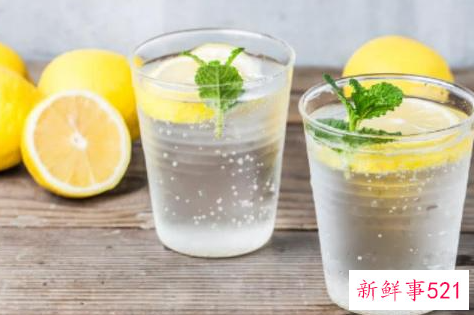 睡前喝柠檬水好吗