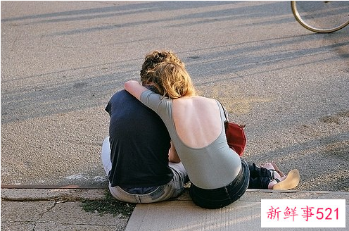 梦见约会恋爱有什么征兆