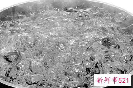 没有开瓶器怎么打开红酒