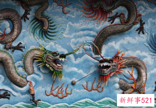 梦见龙在水里代表什么寓意