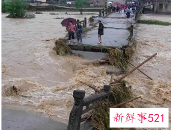 女人梦见河里突然涨水