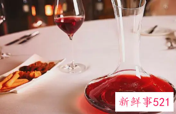 真假红酒一招搞定