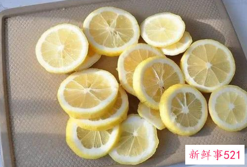 新买的木床油漆味怎么快速祛除