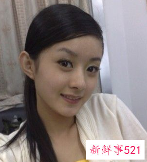 脸大碎发多怎么扎头发