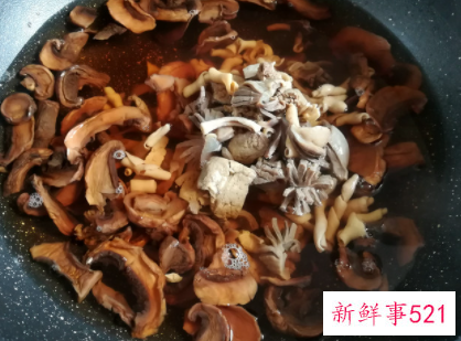 鸡杂汤锅的做法