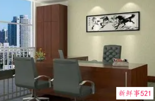 坐在办公室门口的风水怎么样