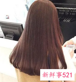 女士显脸小的发型图片