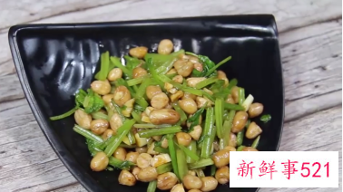 水煮花生拌芹菜的做法窍门