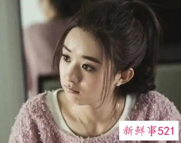 脸大碎发多怎么扎头发