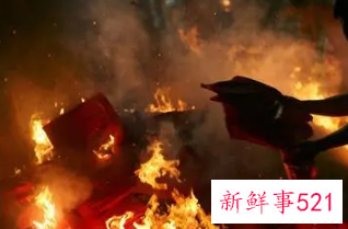 梦见自己卖烧纸是什么预兆