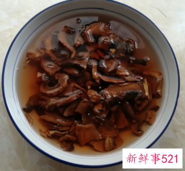 鸡杂汤锅的做法