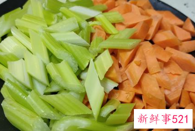 水煮花生拌芹菜的做法窍门