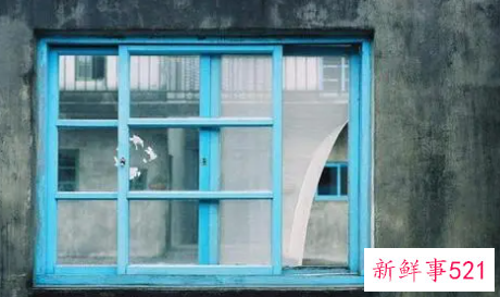 梦见女儿楼上掉下是什么意思