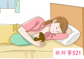 母乳喂养怎么能防止宝宝胀气