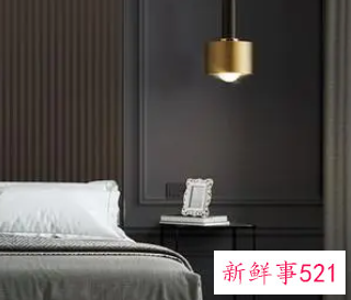 床头吊灯一般安装在什么位置