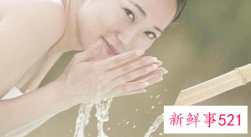 早上和晚上敷面膜的区别