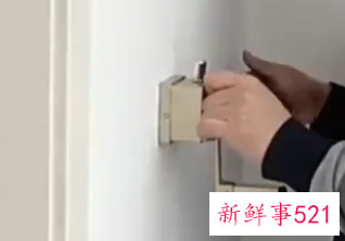 卧室挂衣架落地家用安装图