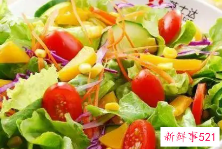 多吃这些食物轻松搞定脸上皱纹