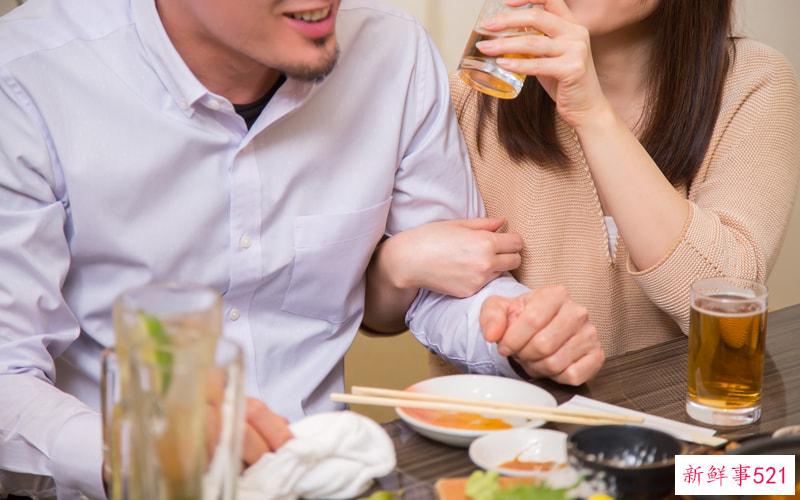 男A女免的日本“约炮圣地——相席屋