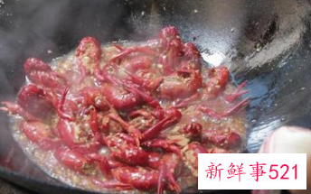 爆炒香辣小龙虾