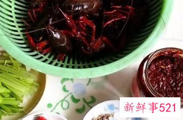 爆炒香辣小龙虾