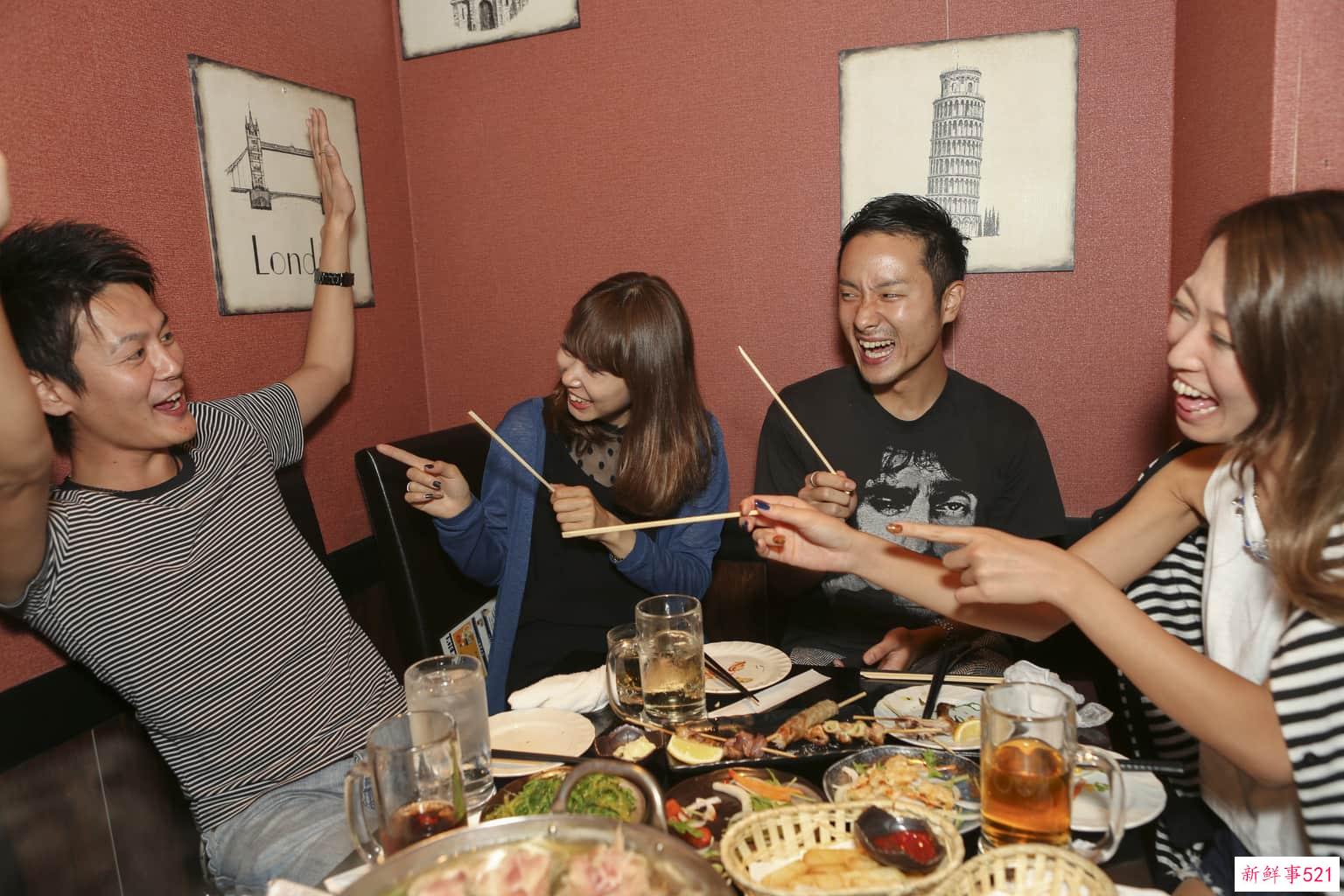 男A女免的日本“约炮圣地——相席屋