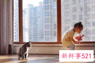 宝宝晒太阳隔着玻璃有用吗