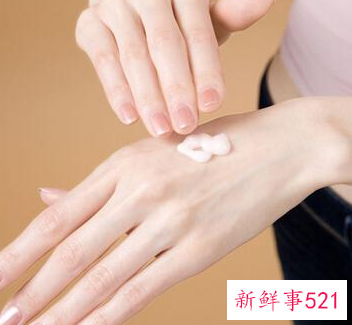 长期涂护手霜的危害