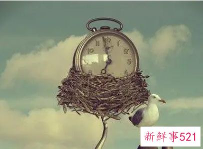 梦见女人带面具是什么意思