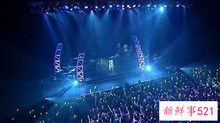 梦见大型演出现场