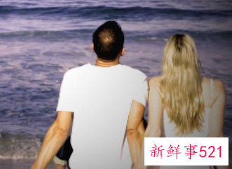 梦见拉着情人的手