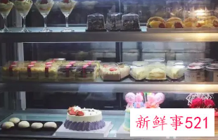 甜品店开在哪里比较好