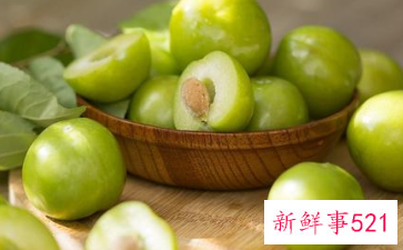 李子和虾能一起吃吗