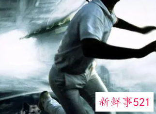 梦见人贩子抓我又逃了又在追我