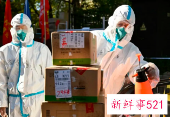 收取境外快递需注意防护，警惕“物传人”