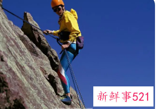 梦见走很高很窄很危险的路走过去了