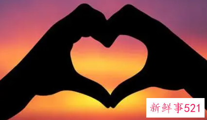 追女孩子要不要告诉她我要追你