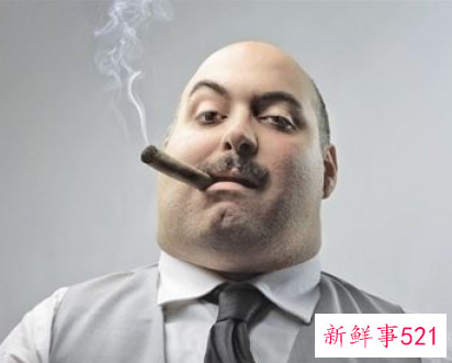 说话不好听的女人