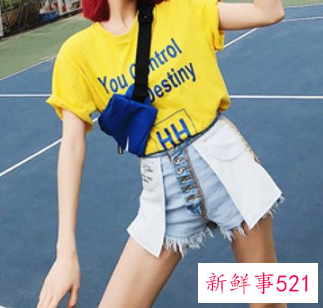 牛仔短裤配什么鞋图片