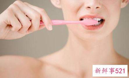 日常应如何正确的刷牙