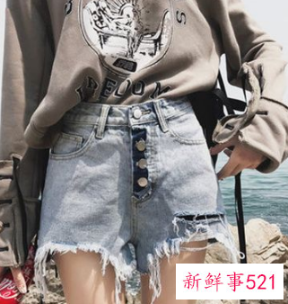 牛仔短裤配什么鞋图片