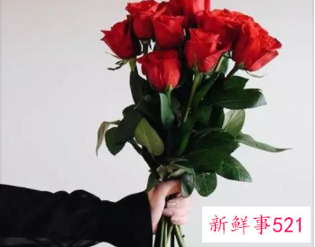 女朋友送花祝福语简短