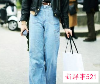 大脚裤可以配什么上衣