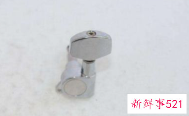 初学者买吉他要注意什么